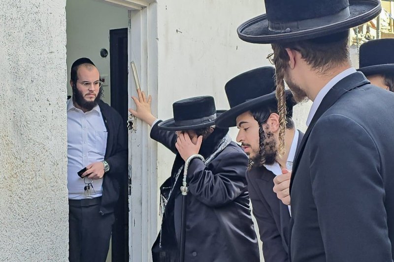 באדיבות המצלם