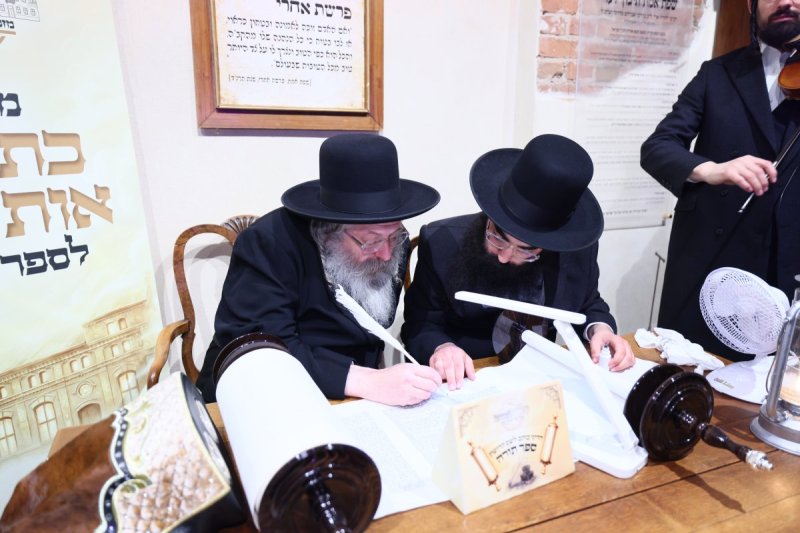 באדיבות המצלם