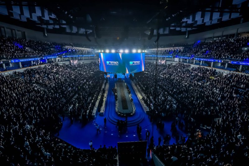 דניאל נפוסי, אריאל רבינסקי ומנדי טוויטו