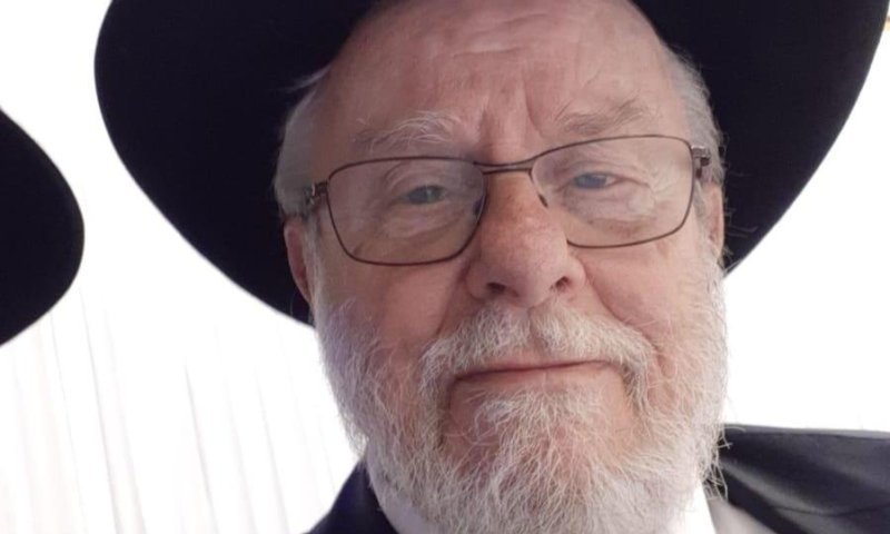 החסיד של ר' אשר: הנגיד רבי מנחם יהושע רובינפלד ז"ל משווייץ