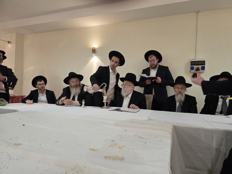 באדיבות המצלם