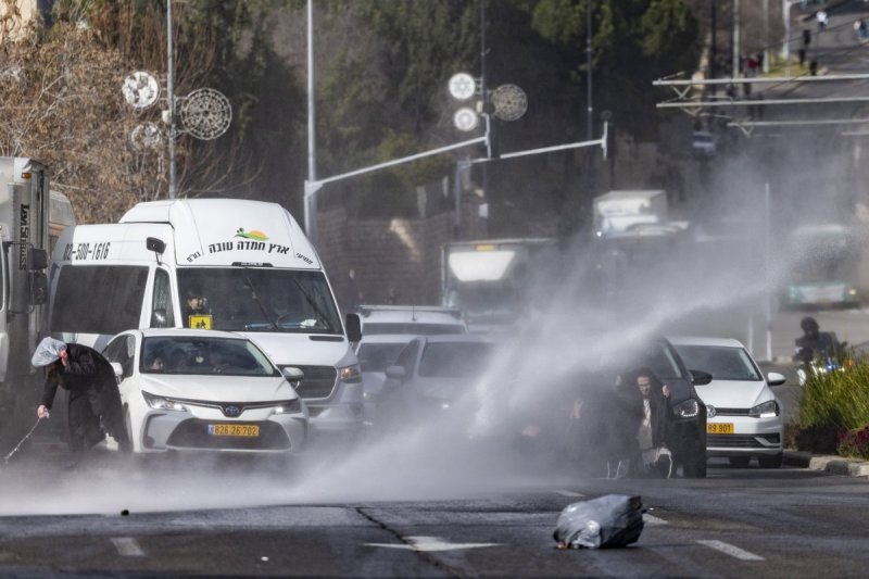 חיים גולדברג, פלאש 90