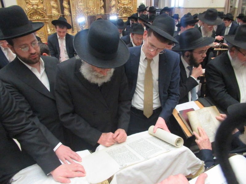 באדיבות המצלם