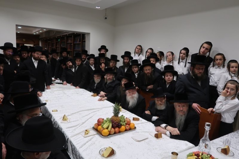 באדיבות המצלם