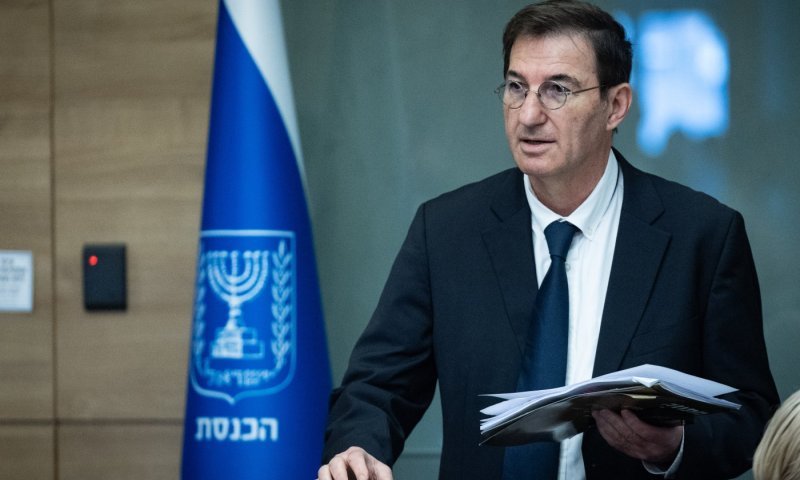 הוויכוח על אחריות ראשי הישיבות והסנקציות: דיון נוסף בחוק הגיוס בוועדת החוץ והביטחון