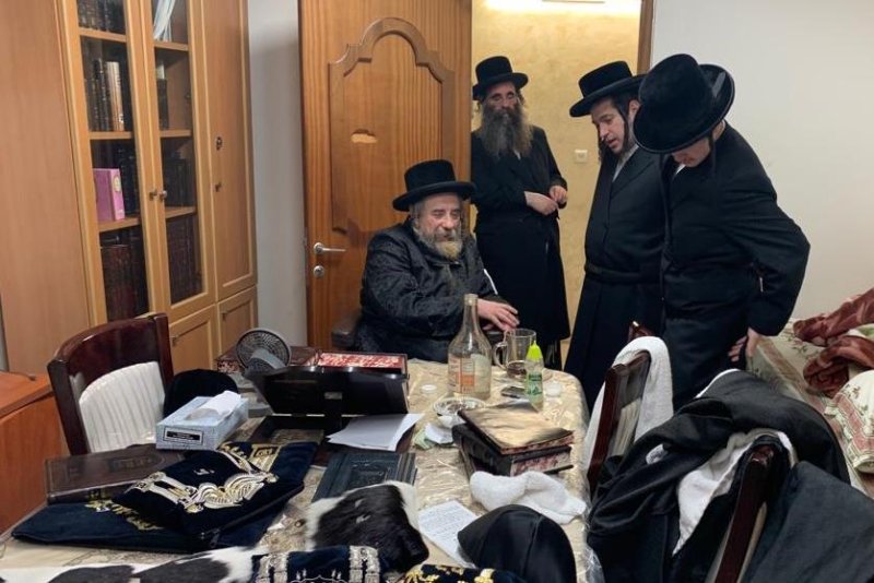 באדיבות המצלם