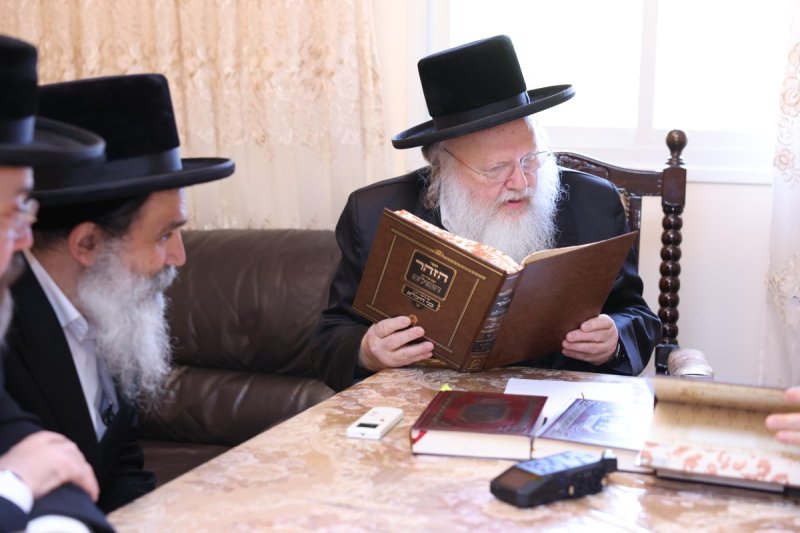 לוי עמית