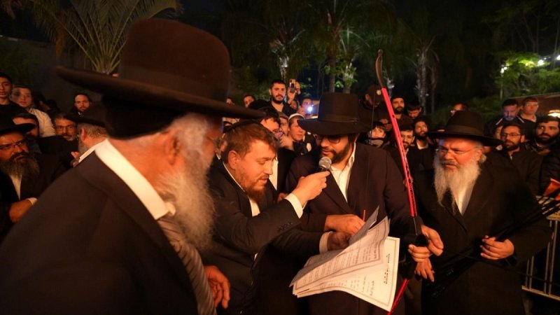 באדיבות המצלם