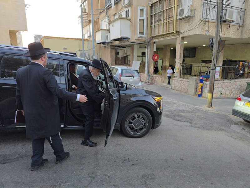 באדיבות המצלם