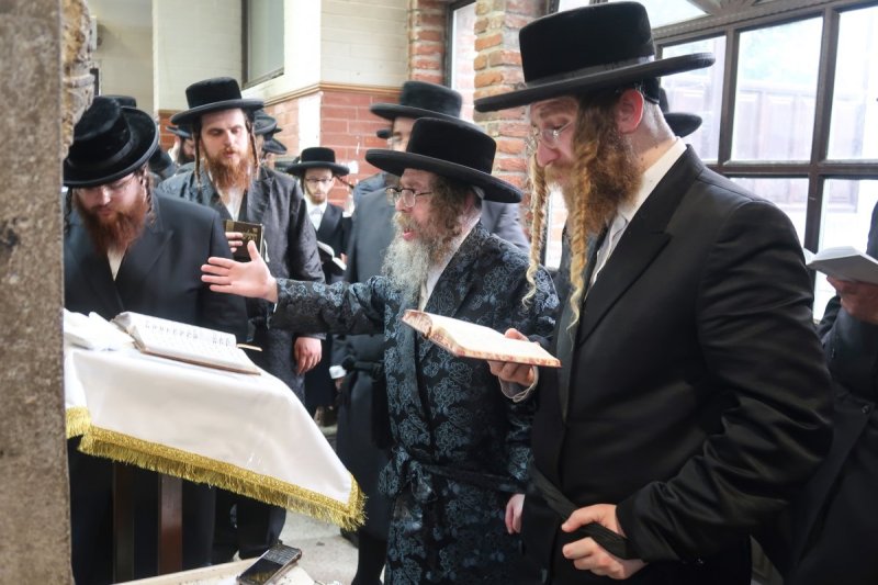 מ.א נוימן