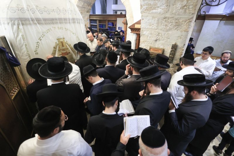באדיבות המצלם