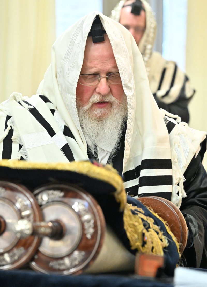 באדיבות המצלם