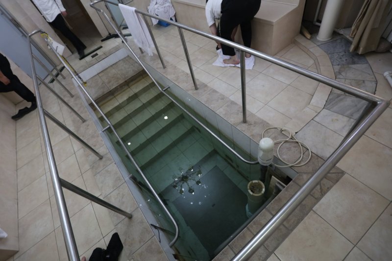 מרדכי לובעצקי