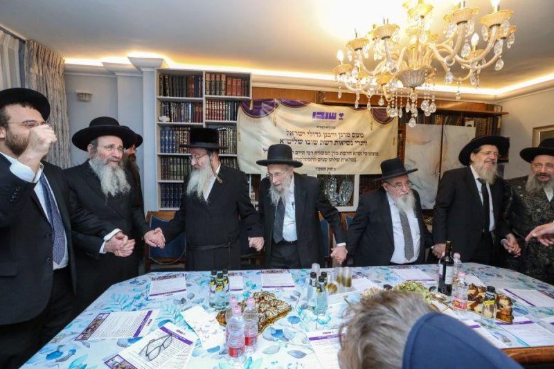 ליפא מוזר ושמוליק קורלנסקי