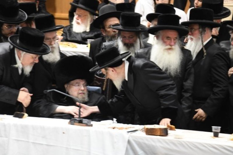 אנשיל בעק וא.מ.ש