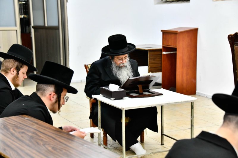 שוקי לרר