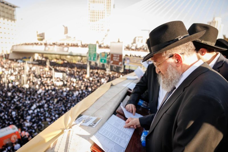 דניאל נפוסי ודוד מנדלסון