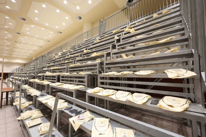 משה גולדשטיין, א. איזנבאך וארי קופרשטוק.