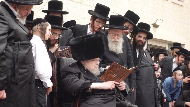 אנשיל בעק וא.מ.ש