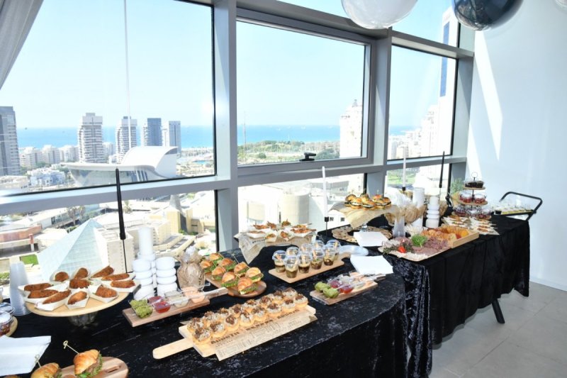 שוקי בריכטא