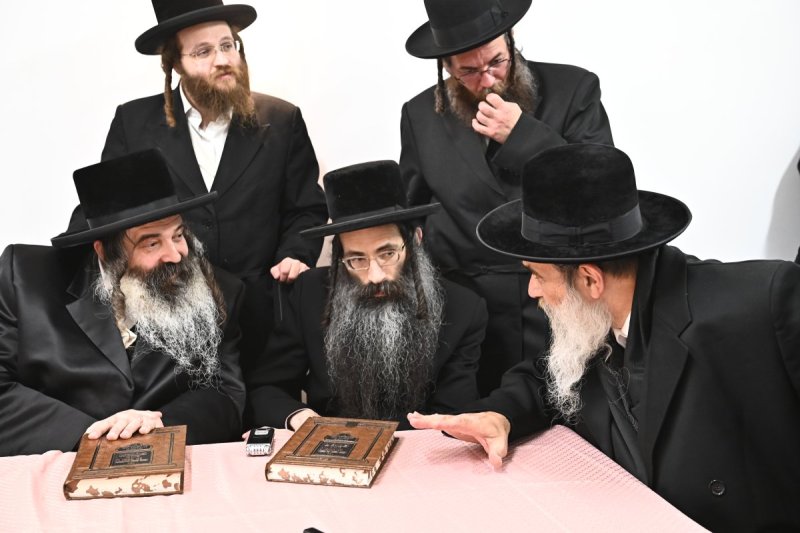 שוקי לרר וא. אייזנבאך