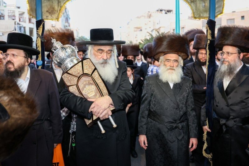 באדיבות המצלם