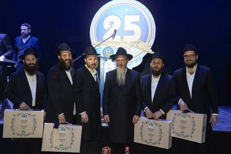 דמיטרי לובאייב