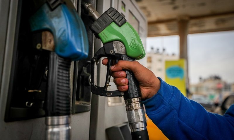 יצוא האנרגיה האמריקני שבר שיאים, אך בתחנות הדלק המחירים נותרים גבוהים