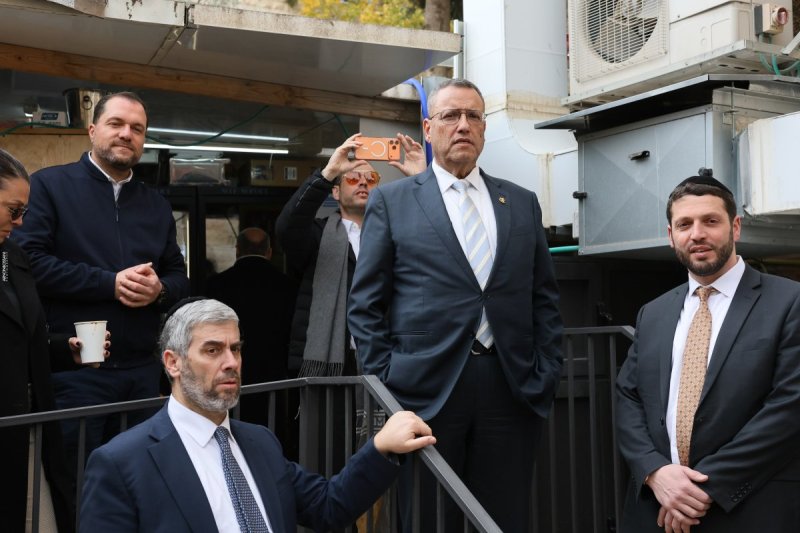 ארנון בוסאני