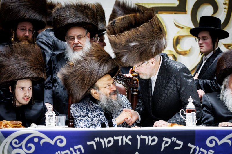 אברומי בלום והלל ל"ש