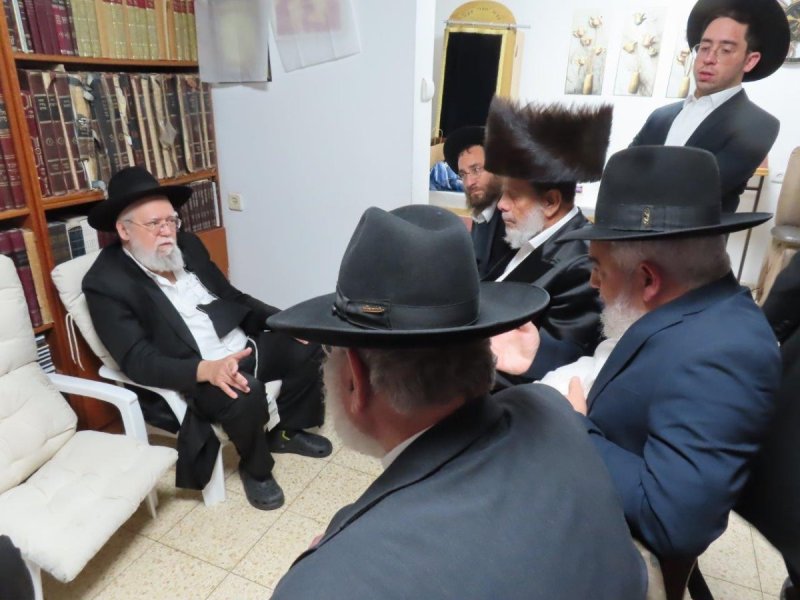 באדיבות המצלם