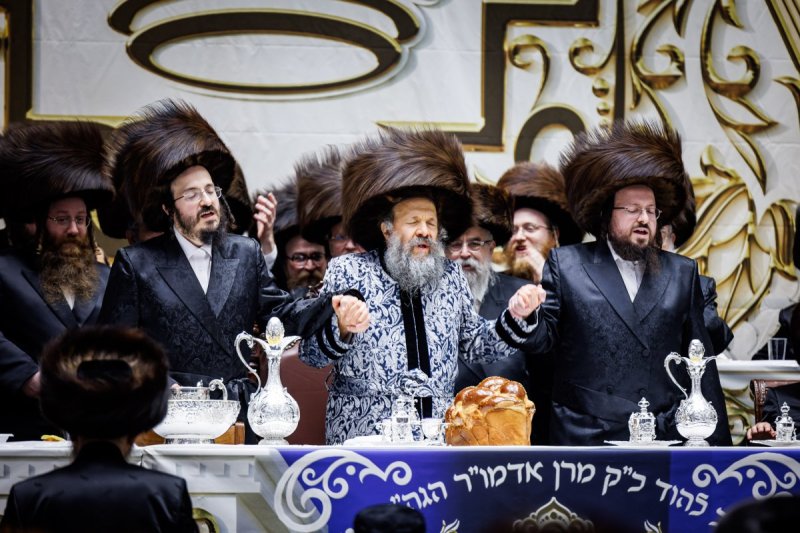 אברומי בלום והלל ל"ש