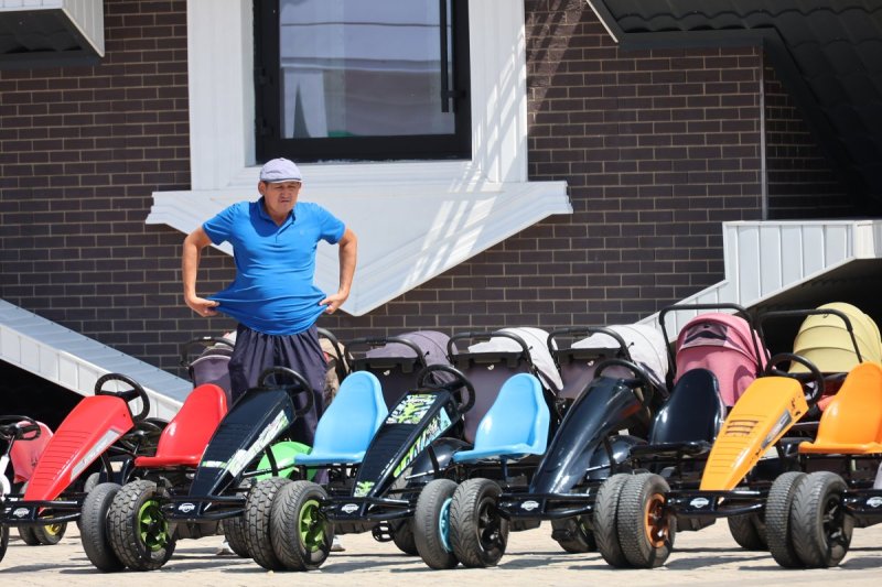 מרדכי לובעצקי