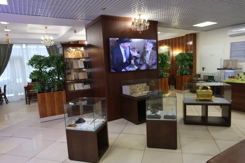  מרדכי לובעצקי