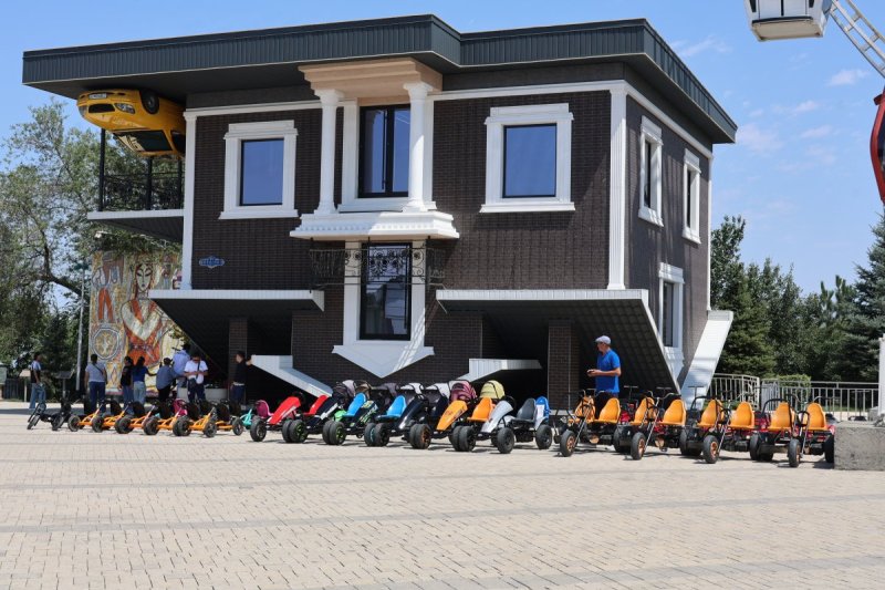 מרדכי לובעצקי