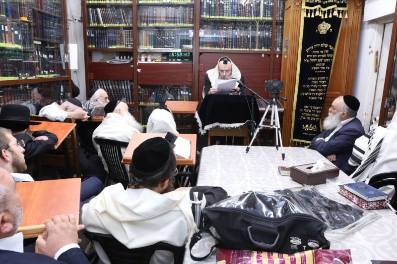 באדיבות המצלם