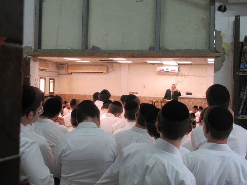 באדיבות המצלם