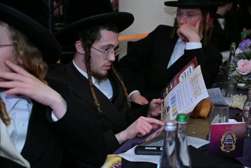 יהושע פרוכטר