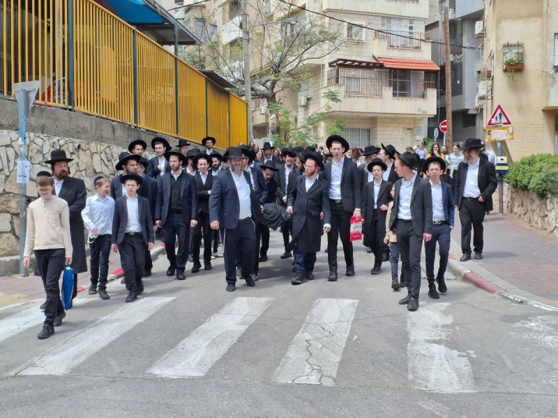 באדיבות המצלם