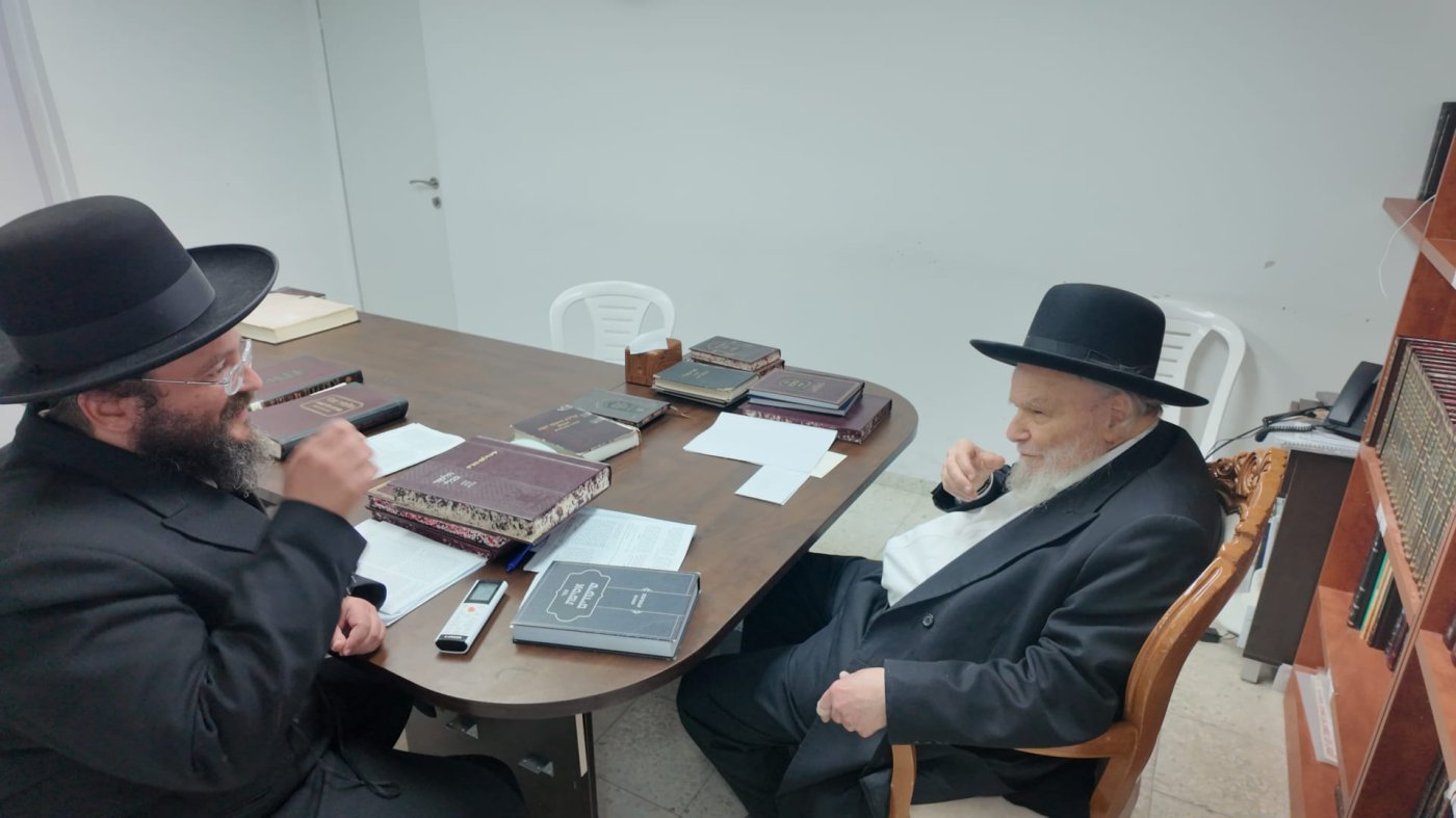 באדיבות המצלם