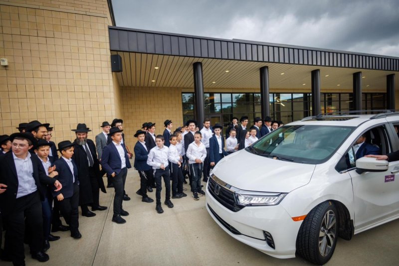 דניאל נפוסי ומאיר זלזניק