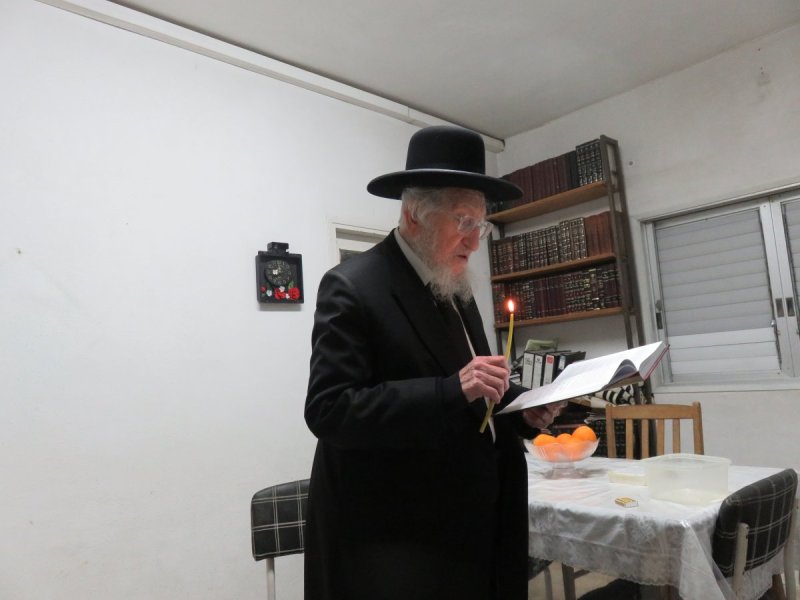 באדיבות המצלם