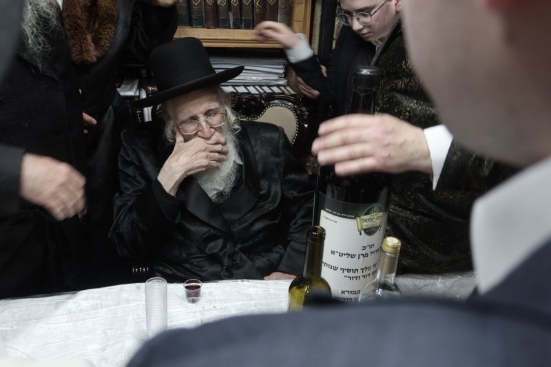 באדיבות המצלם