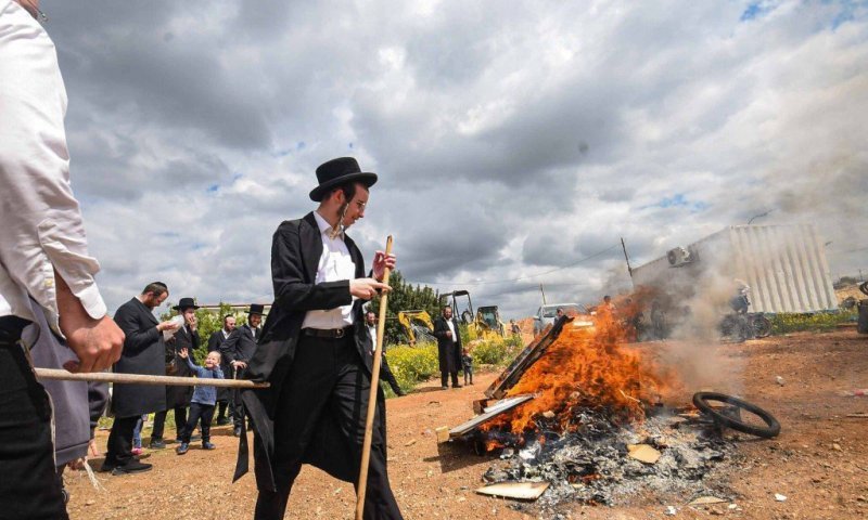 כל זמני הפסח: זמני כניסת ויציאת החג וסוף זמן אכילת אפיקומן