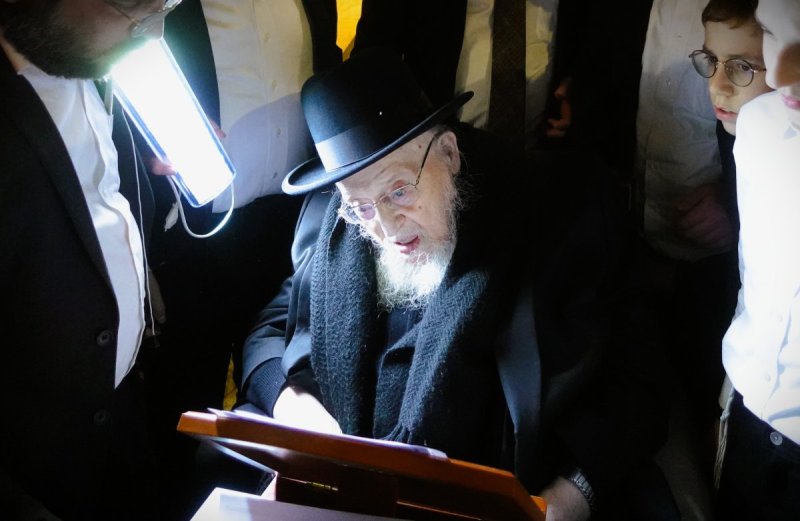 באדיבות המצלם