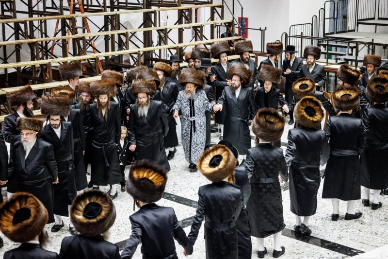 אברומי בלום והלל ל"ש