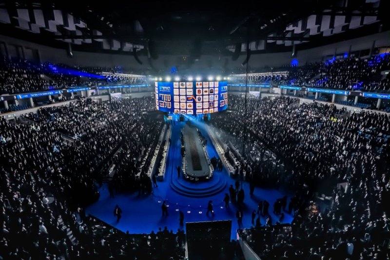 דניאל נפוסי, אריאל רבינסקי ומנדי טוויטו