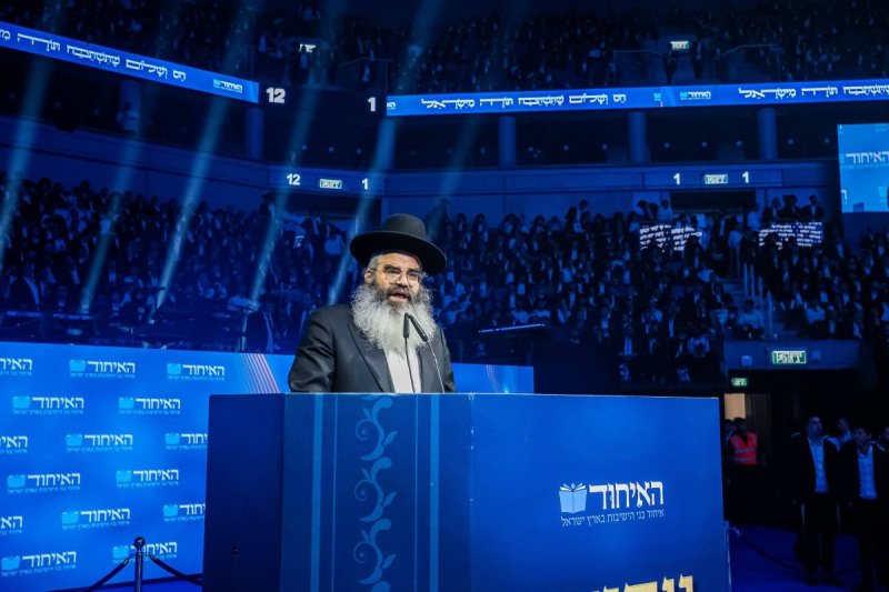 דניאל נפוסי, אריאל רבינסקי ומנדי טוויטו