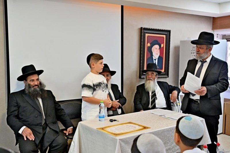 יהושע פרוכטר