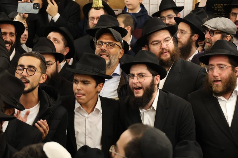 מרדכי לובעצקי